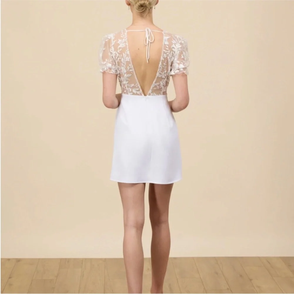 Park & Fifth White Payson Mini Dress - Picture 2 of 4